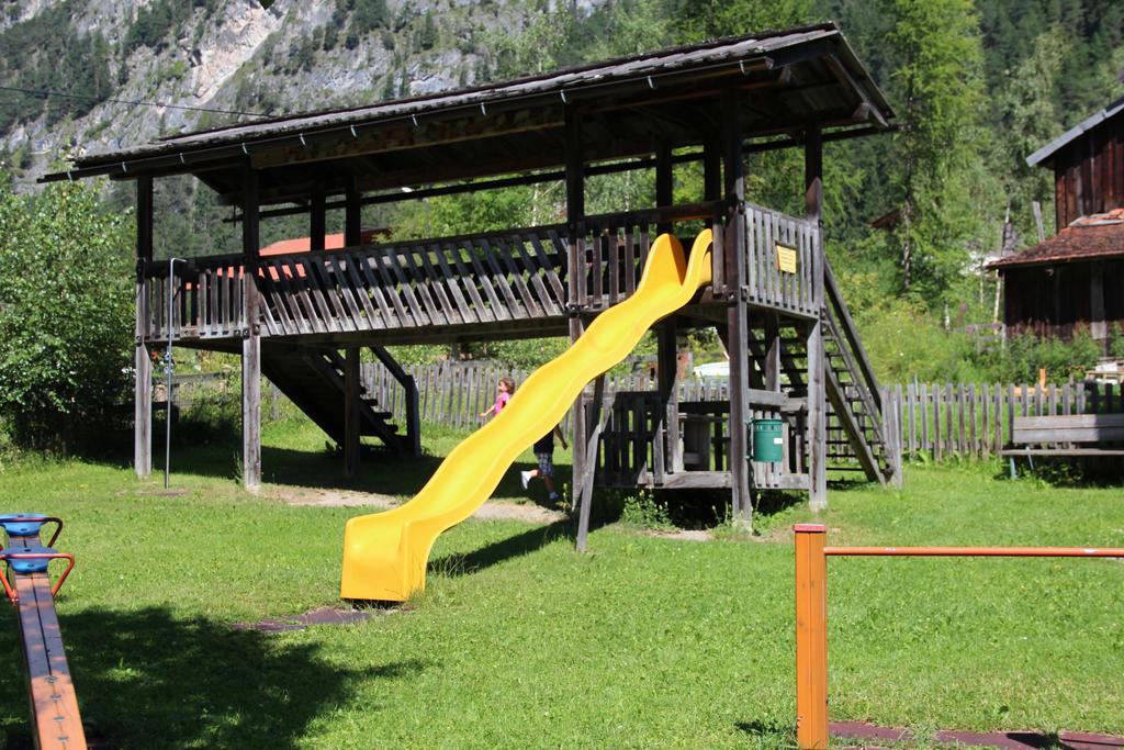 Appartement Ackerli Pettneu am Arlberg Bagian luar foto