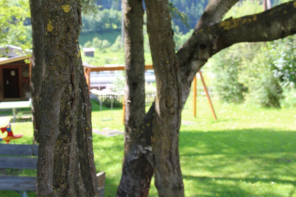 Appartement Ackerli Pettneu am Arlberg Bagian luar foto