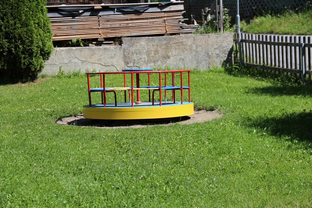 Appartement Ackerli Pettneu am Arlberg Bagian luar foto